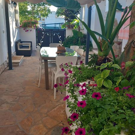Villa Raggio Di Sole Parcheggio Privato Porto Cesareo Eksteriør bilde