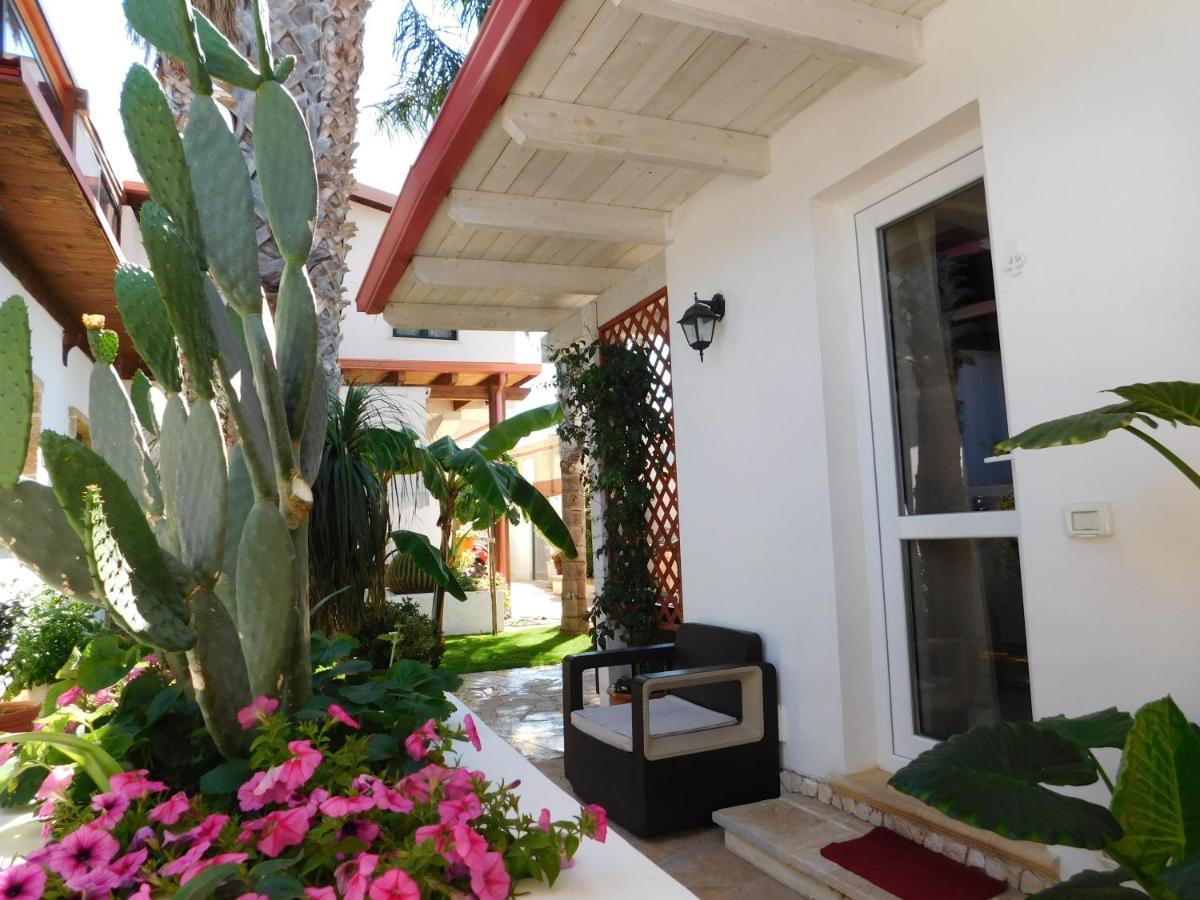 Villa Raggio Di Sole Parcheggio Privato Porto Cesareo Eksteriør bilde