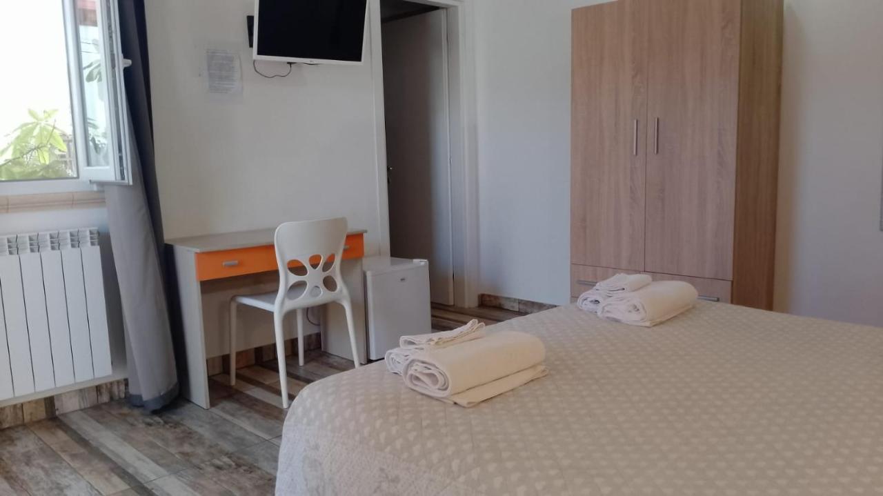 Villa Raggio Di Sole Parcheggio Privato Porto Cesareo Eksteriør bilde