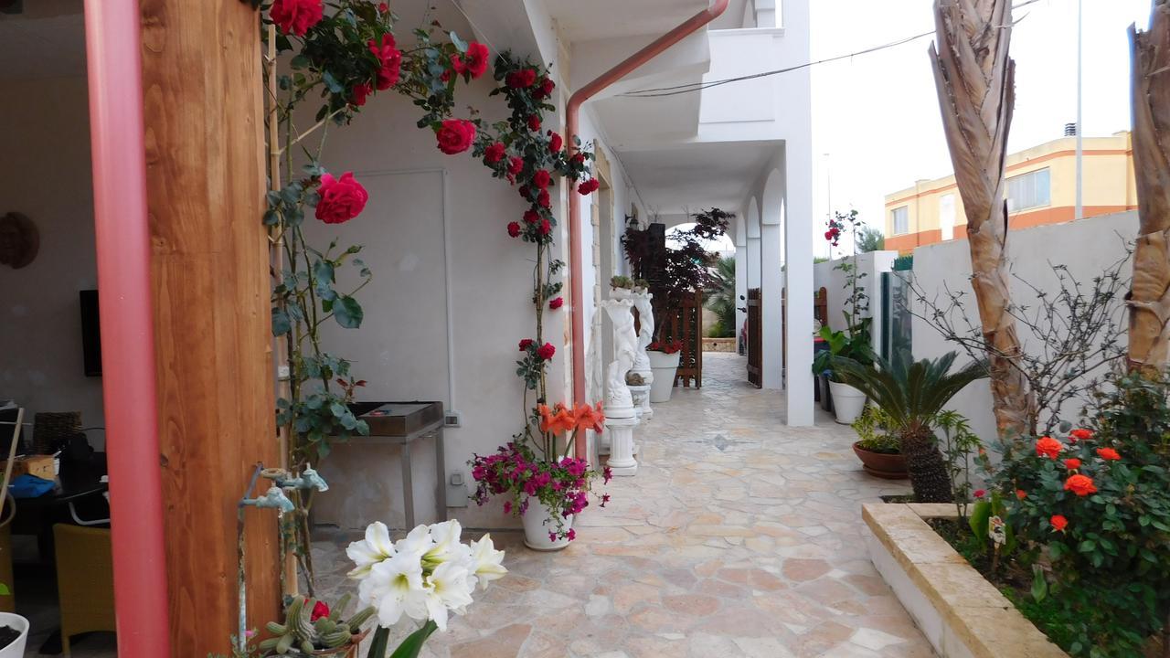 Villa Raggio Di Sole Parcheggio Privato Porto Cesareo Eksteriør bilde